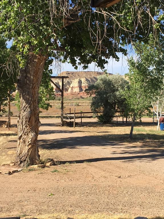 Hotel Paria River Ranch Big Water Exterior foto